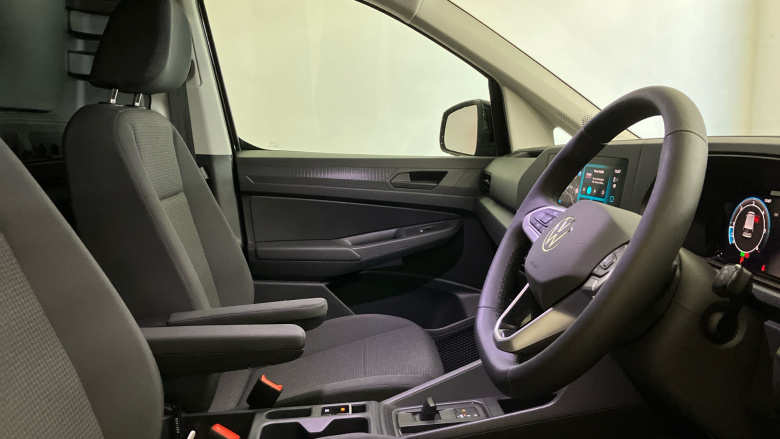 Volkswagen Caddy Cargo C20 Diesel 2.0 TDI 122PS Commerce Pro Van DSG [Tech Pack]